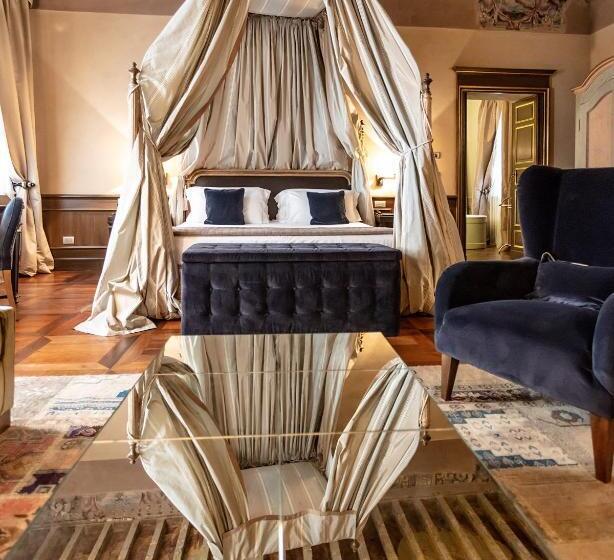 スイート, Palazzo Righini