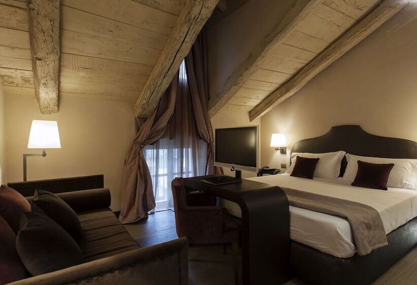 デラックスルーム, Palazzo Righini