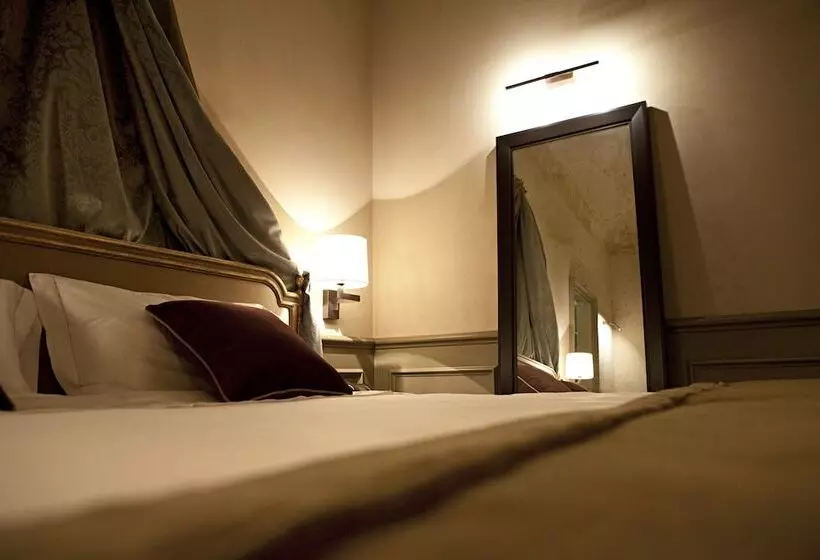 デラックスルーム, Palazzo Righini