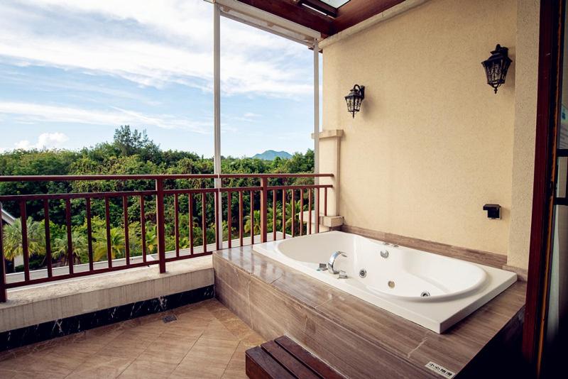 غرفة قياسية مطلّة علي البحيرة, Zhongao Hotel Shimei Bay