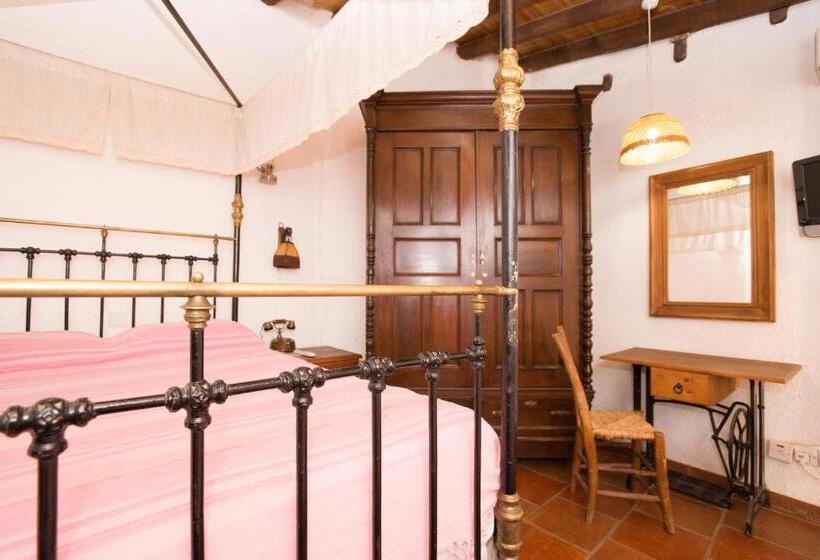 غرفة قياسية, Linos Inn