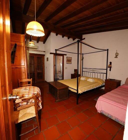 غرفة قياسية فردية, Linos Inn