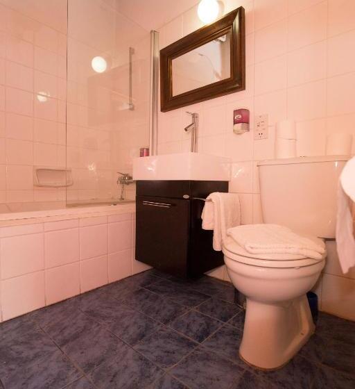 غرفة قياسية فردية, Linos Inn