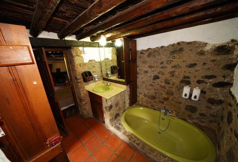Suite, Linos Inn