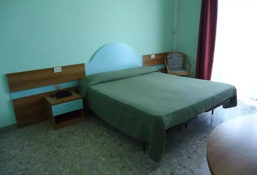 اتاق استاندارد, Motel Boston