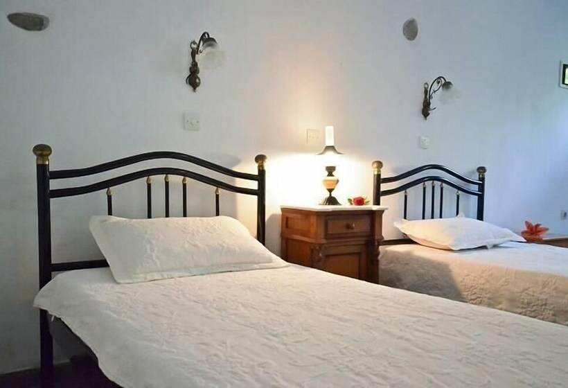 Studio Standard, Naxos Filoxenia