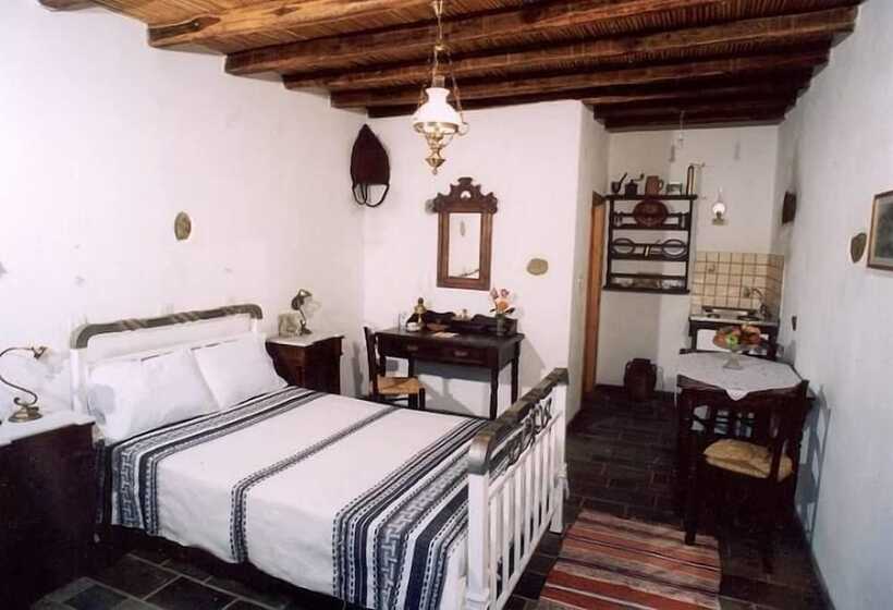 Studio Standard, Naxos Filoxenia