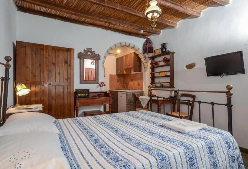 Studio Standard, Naxos Filoxenia