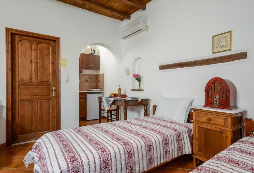 Семейные Апартаменты, Naxos Filoxenia