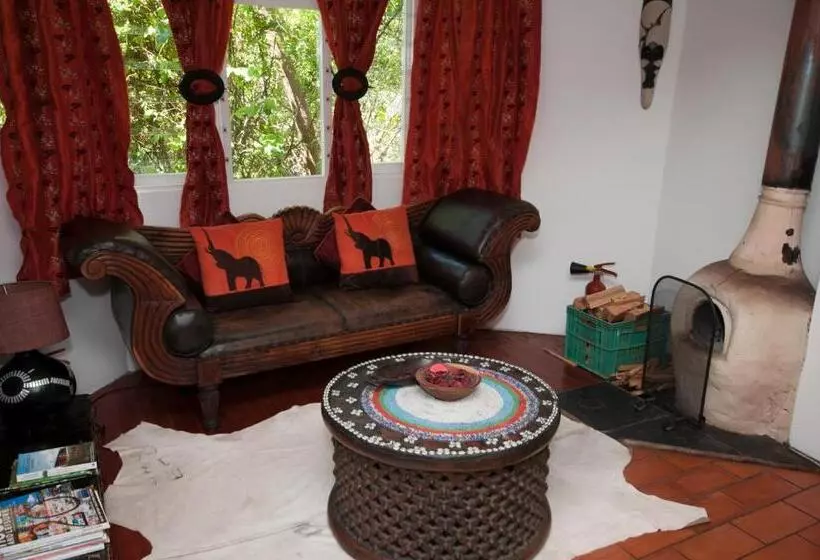 Suite with Pool, Bamboo, The Guesthouse