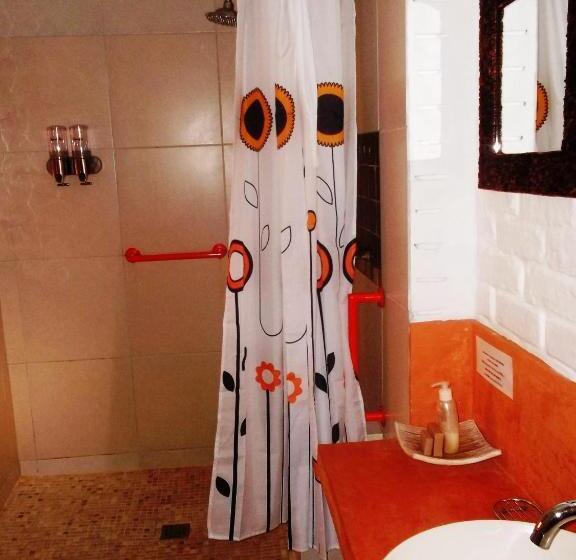 家庭间, Bamboo, The Guesthouse