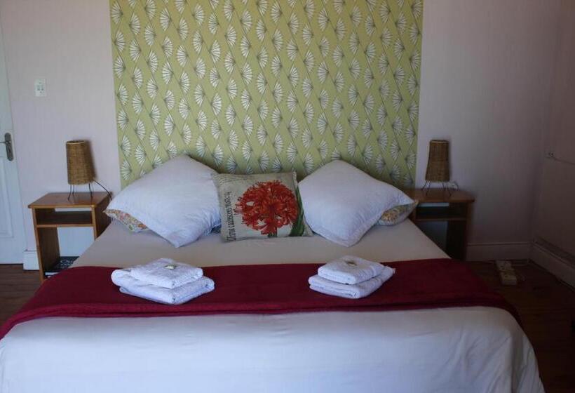 סוויטה, Bluebottle Guest House