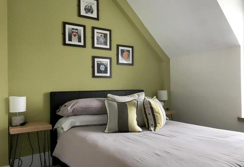 Standard Enkelrum, St Bernards