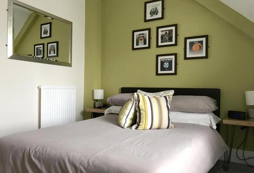 Standard Enkelrum, St Bernards