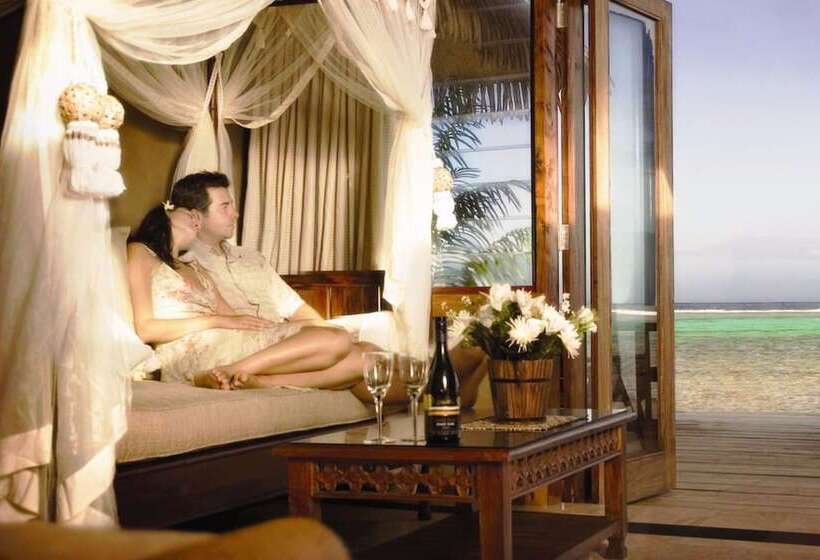 ویلا دلوکس 2 خوابه, Rumours Luxury Villas & Spa