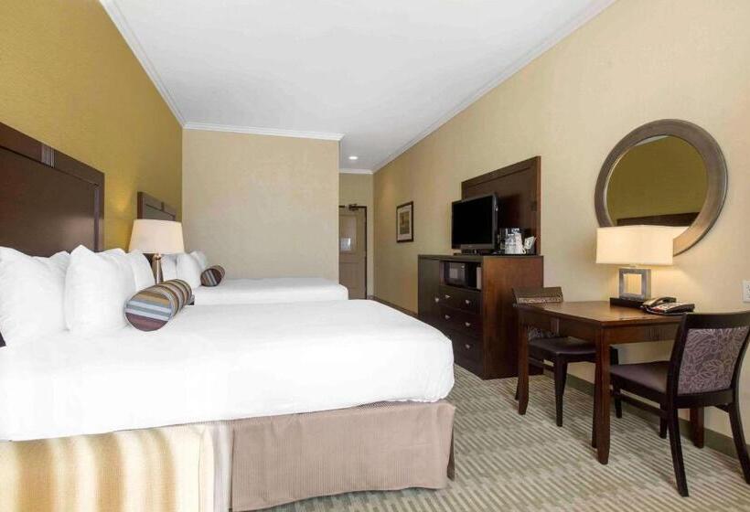 スタンダードルーム, The Oaks Hotel & Suites