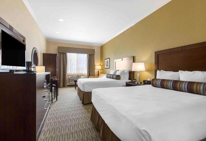 スタンダードルーム, The Oaks Hotel & Suites