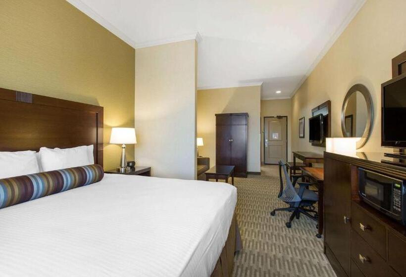 キングサイズベッドのスイートルーム, The Oaks Hotel & Suites