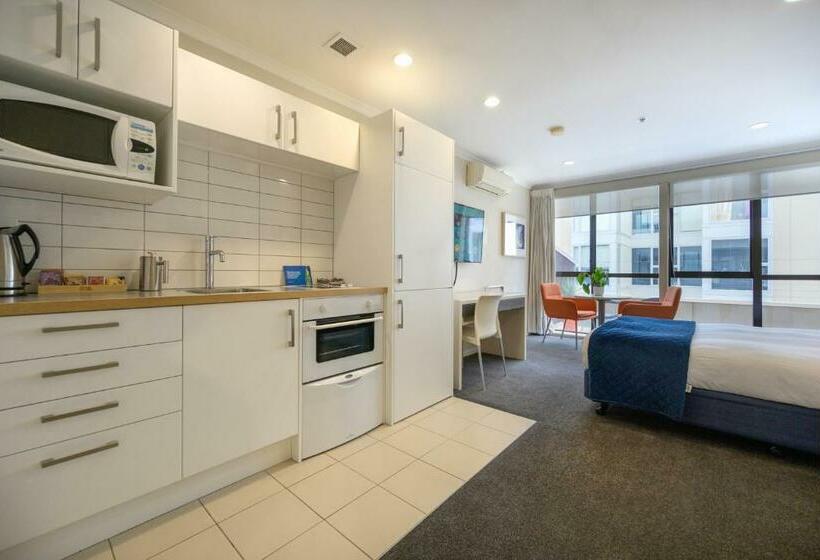 스탠다드 스튜디오, U Residence