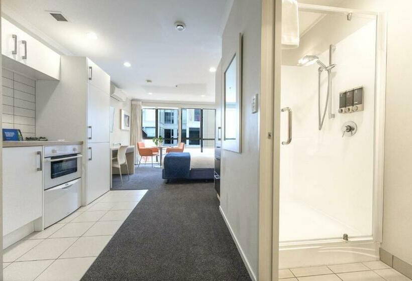 스탠다드 스튜디오, U Residence