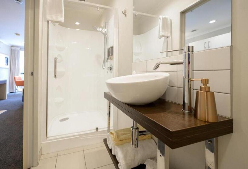 스탠다드 스튜디오, U Residence