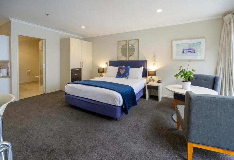 스탠다드 스튜디오, U Residence