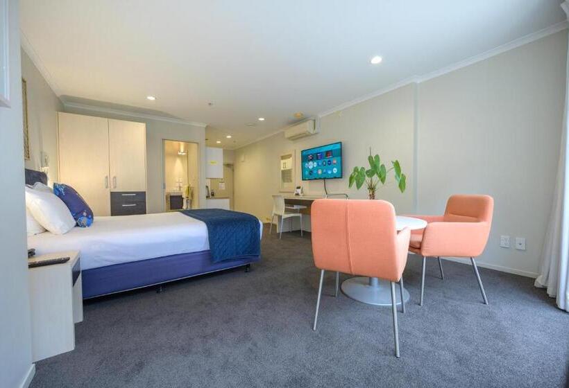 스탠다드 스튜디오, U Residence