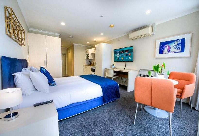 스탠다드 스튜디오, U Residence