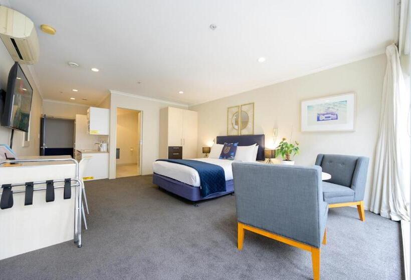 스탠다드 스튜디오, U Residence