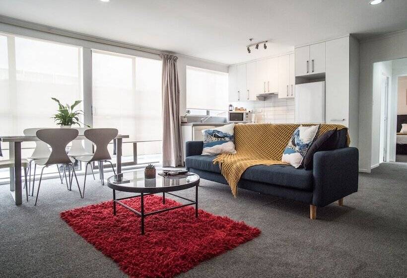 דירת שני חדרים, U Residence