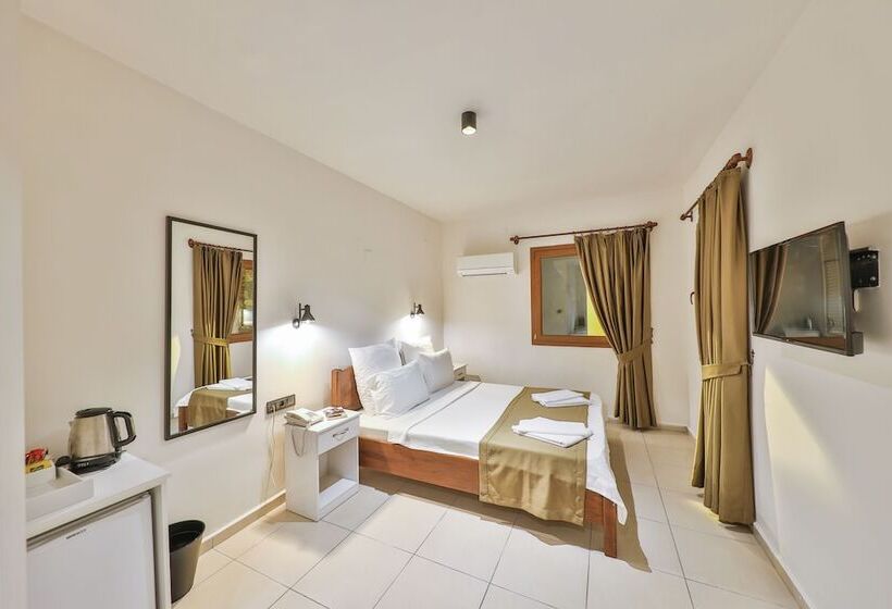 스탠다드 트리플 룸, Zinbad Hotel Kalkan