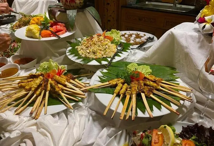 Standard-bungalow Merinäkymä, Louka Beach Bali