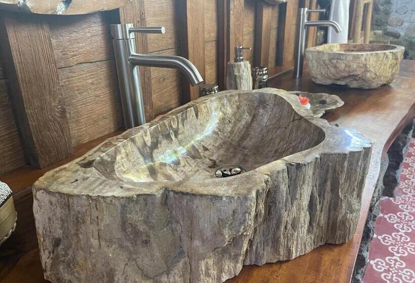 בקתה סטנדרטית עם נוף לים, Louka Beach Bali