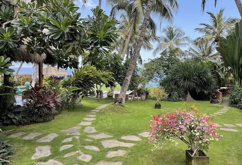 Бунгало Стандарт, Louka Beach Bali