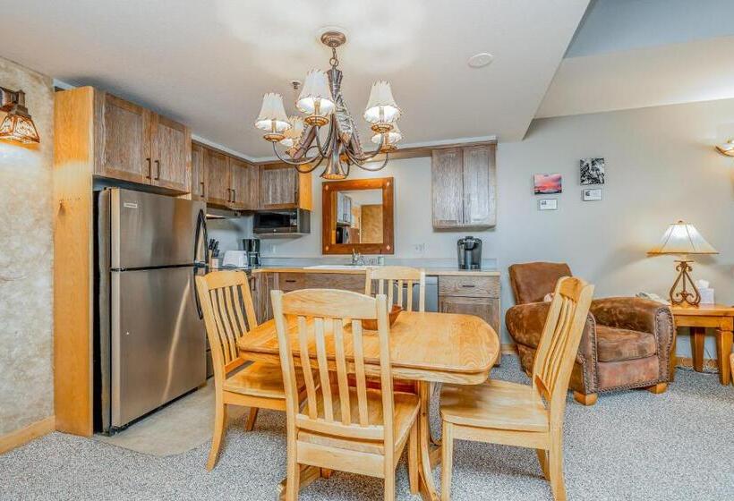 آپارتمان 1 خوابه, The Lodge At Big Sky