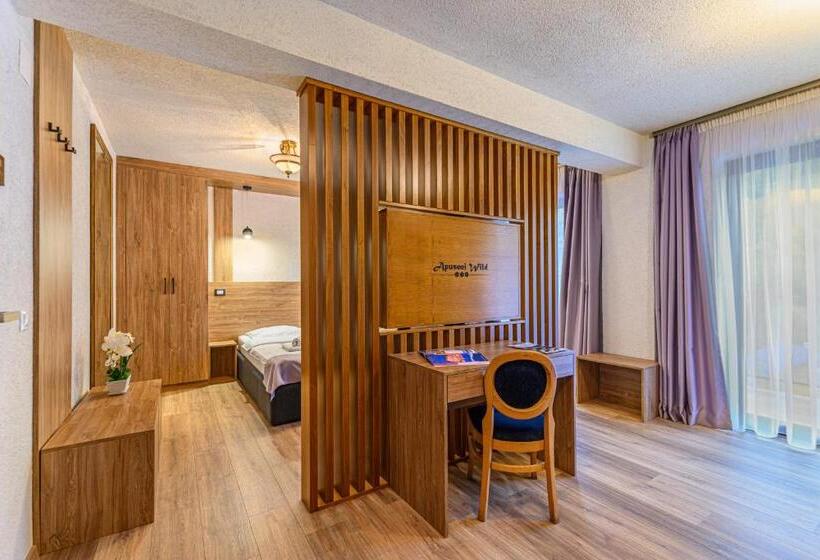 Junior swim-up suite, Pensiunea Apuseni Wild