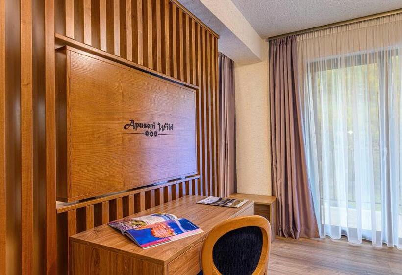 Junior swim-up suite, Pensiunea Apuseni Wild