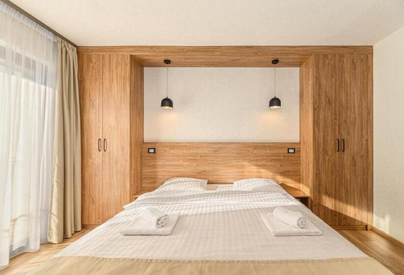 סוויטת סניור, Pensiunea Apuseni Wild