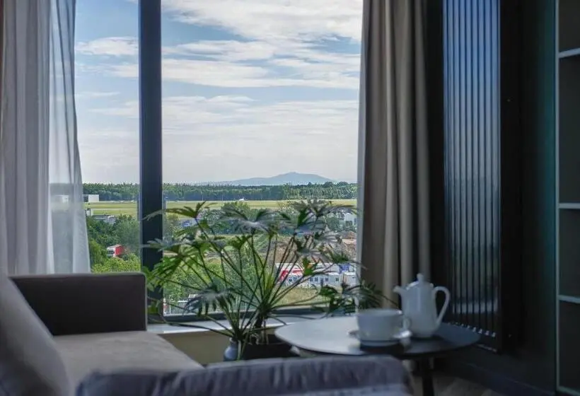 Huoneisto 1 Makuuhuone, Arche Hotel Wrocław Airport