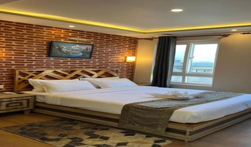 اتاق لوکس, Kesu Home