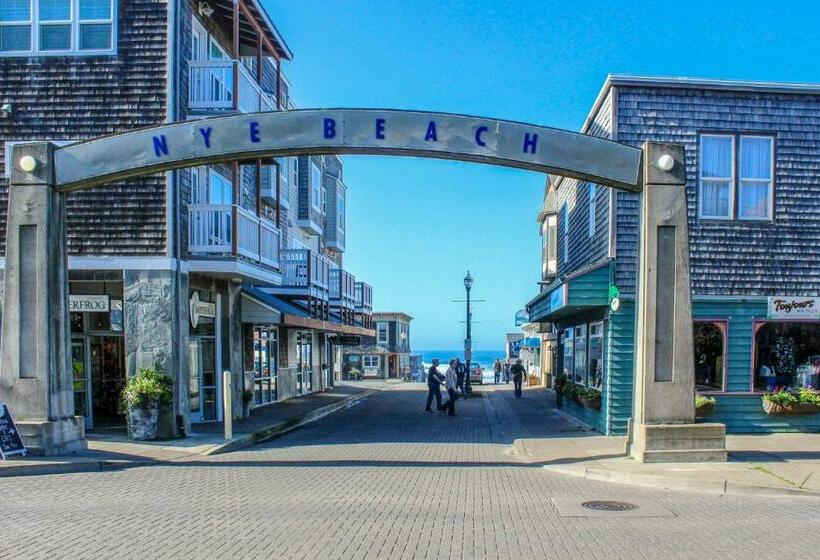 شقة غرفة واحدة, Nye Beach Lighthouse Vista