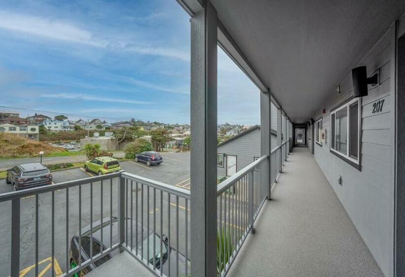 شقة غرفة واحدة, Nye Beach Lighthouse Vista