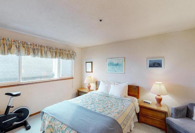 شقة غرفة واحدة, Nye Beach Lighthouse Vista