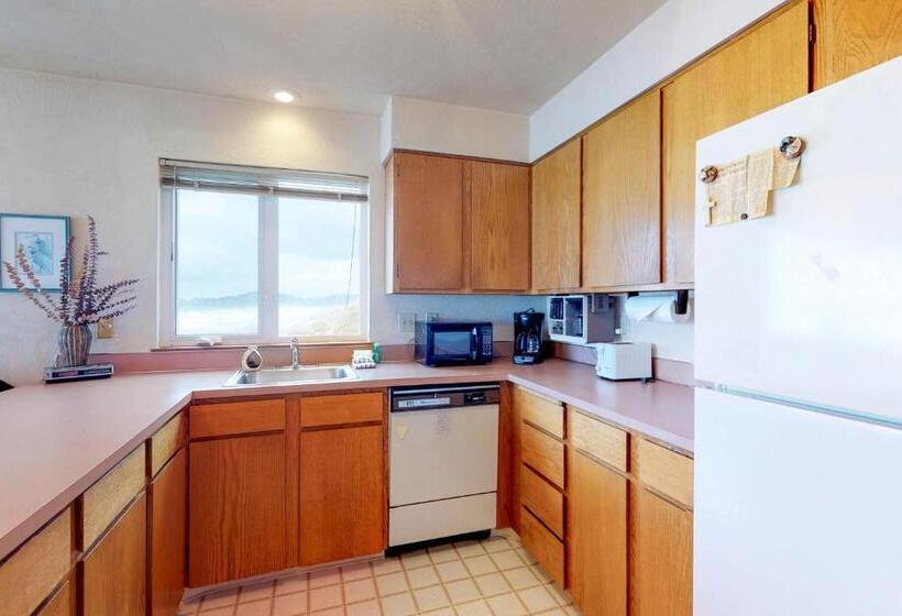 شقة غرفة واحدة, Nye Beach Lighthouse Vista