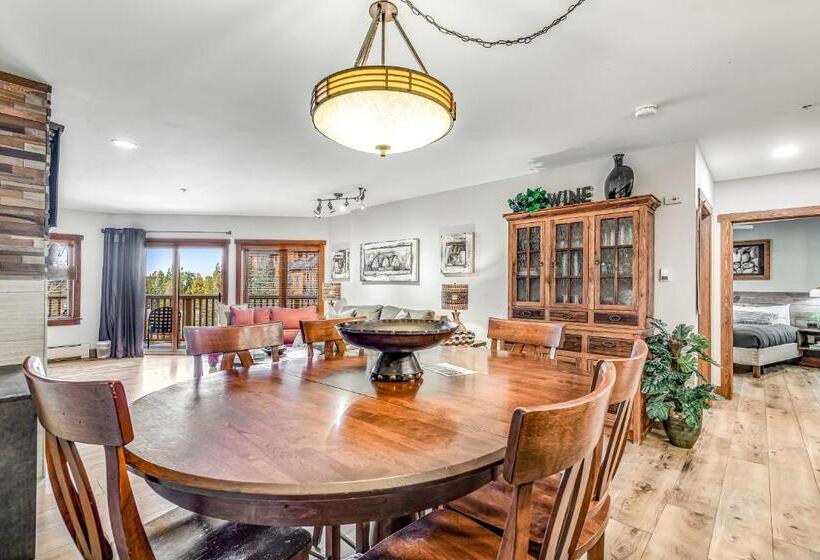 Апартаменты 2 Спальни, Red Hawk 2276