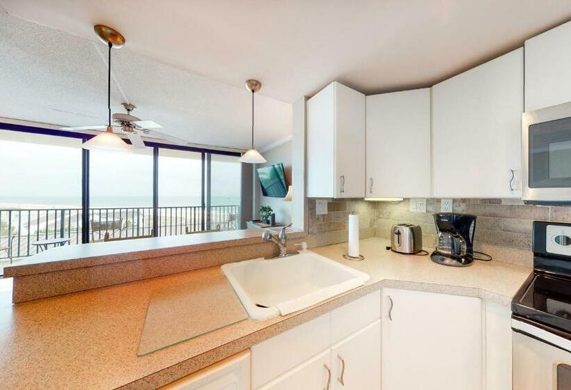 דירת חדר, Sea Colony  502 Annapolis House