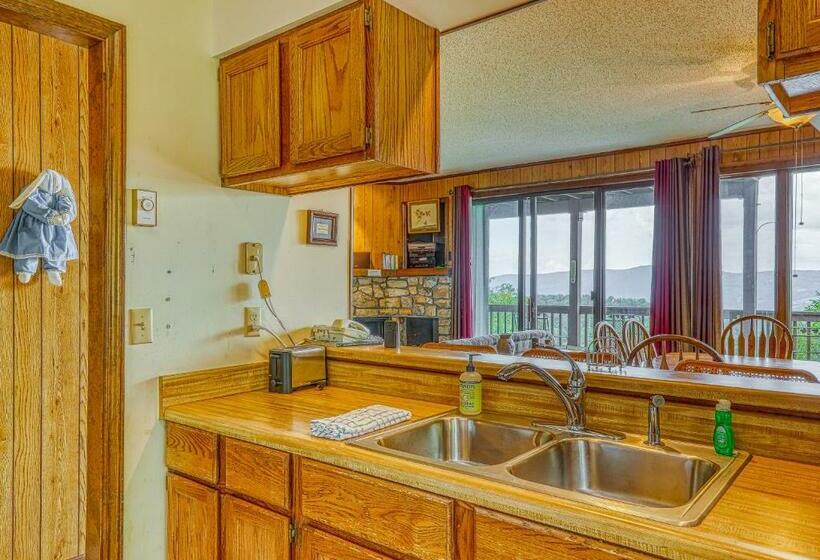 2ベッドルームアパートメント, Skyleaf Villa 702