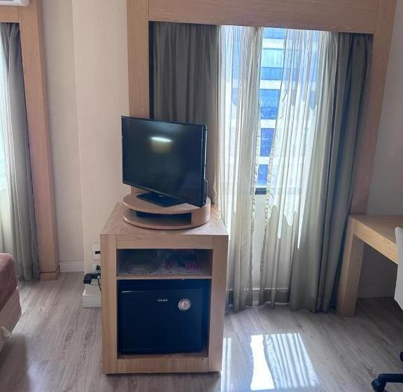 اتاق لوکس, Charmoso Flat Em Frente Ao Aeroporto De Congonhas