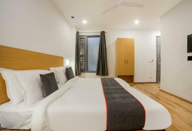 トリプルクラシックルーム, Super Townhouse Artemis Hospital Near Appu Ghar