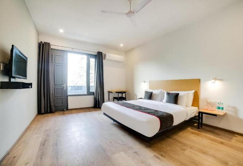 Трехместный Номер Deluxe, Super Townhouse Artemis Hospital Near Appu Ghar